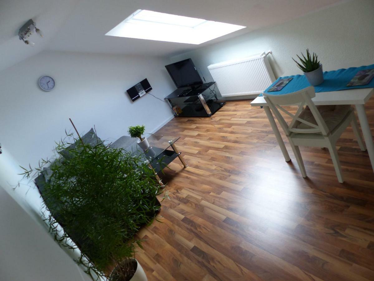 Schoene Komplette Ferienwohnung In Wesel Wesel  Esterno foto